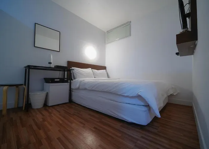 Ekonomy Haeundae Hostel Busan