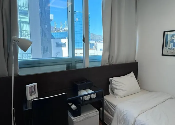 Ekonomy Haeundae * Busan