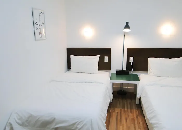 Ekonomy Haeundae Hostel